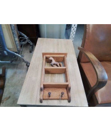 PORTE MANTEAU EN BOIS 