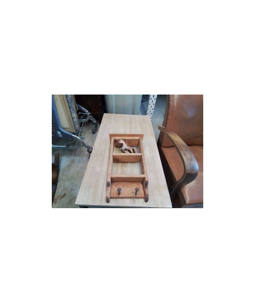 PORTE MANTEAU EN BOIS 