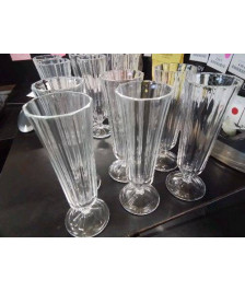 LOT DE 6 FLUTES A CHAMPAGNE 