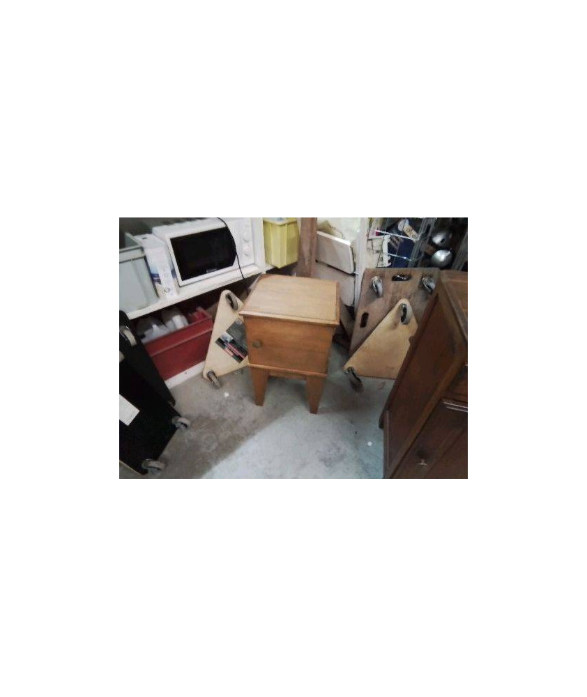 PETITE TABLE DE CHEVET 