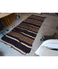 TAPIS DE COULOIR BERBÈRE MAROCAIN EN POILS DE CHÈVRE 