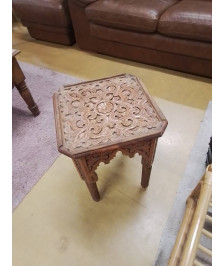 TABLE D’APPOINT ORIENTAL 