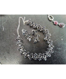 PARRURE COLLIER ET BOUCLE D’OREILLE 