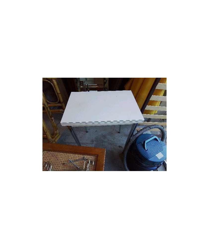 PETIT TABLE PLIANTE 