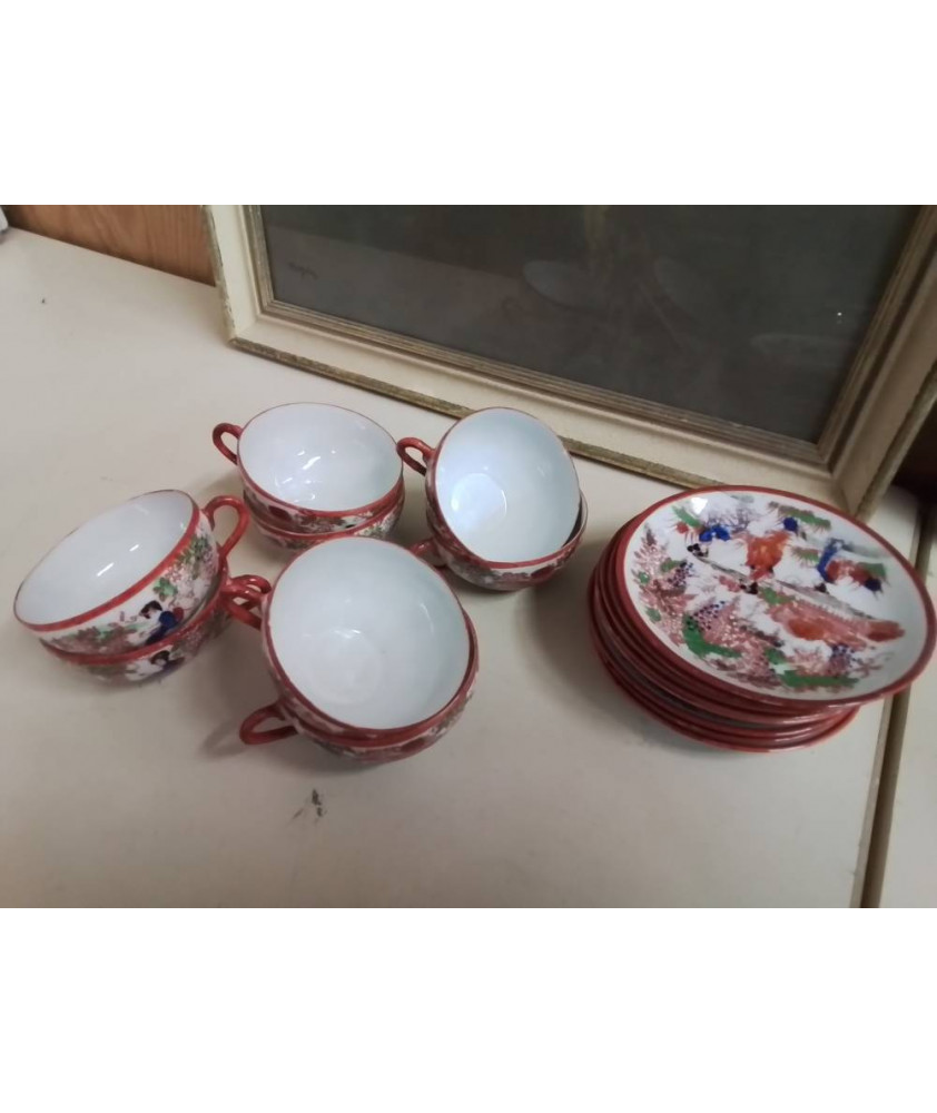 LOT DE TASSES JAPONNAISES 