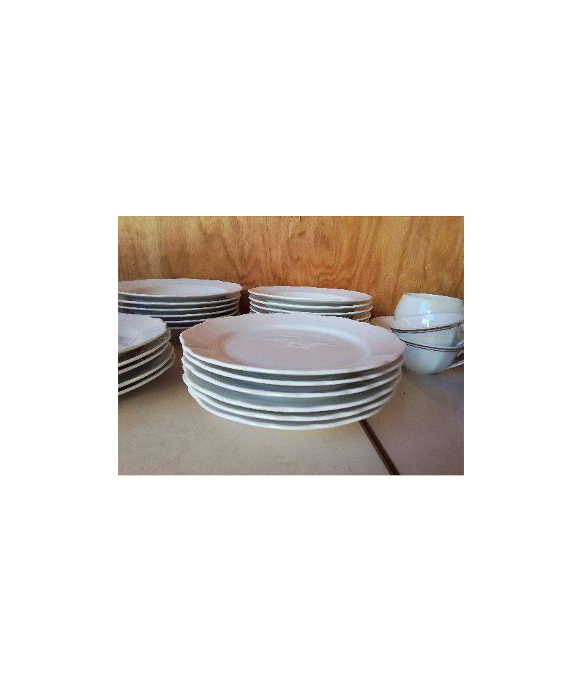 LOT DE 6 ASSIETTES À DESSERT 