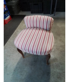 CHAUFFEUSE BOIS CAPITONNÉ TISSU ECRU ET ROSE A RAYURES STYLE RÉGENCE 