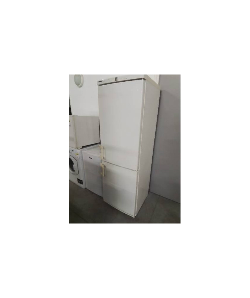 RÉFRIGÉRATEUR CONGÉLATEUR LIEBHERR KGN3336 INDEX 26/088 331L