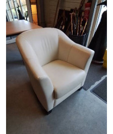 FAUTEUIL CLUB CUIR BEIGE STEINER 