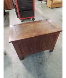 COFFRE BOIS MOULURÉ 