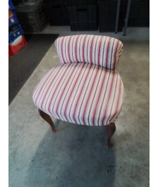 CHAUFFEUSE BOIS CAPITONNÉ TISSU ECRU ET ROSE A RAYURES STYLE RÉGENCE 