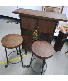 BAR ET 2 TABOURETS