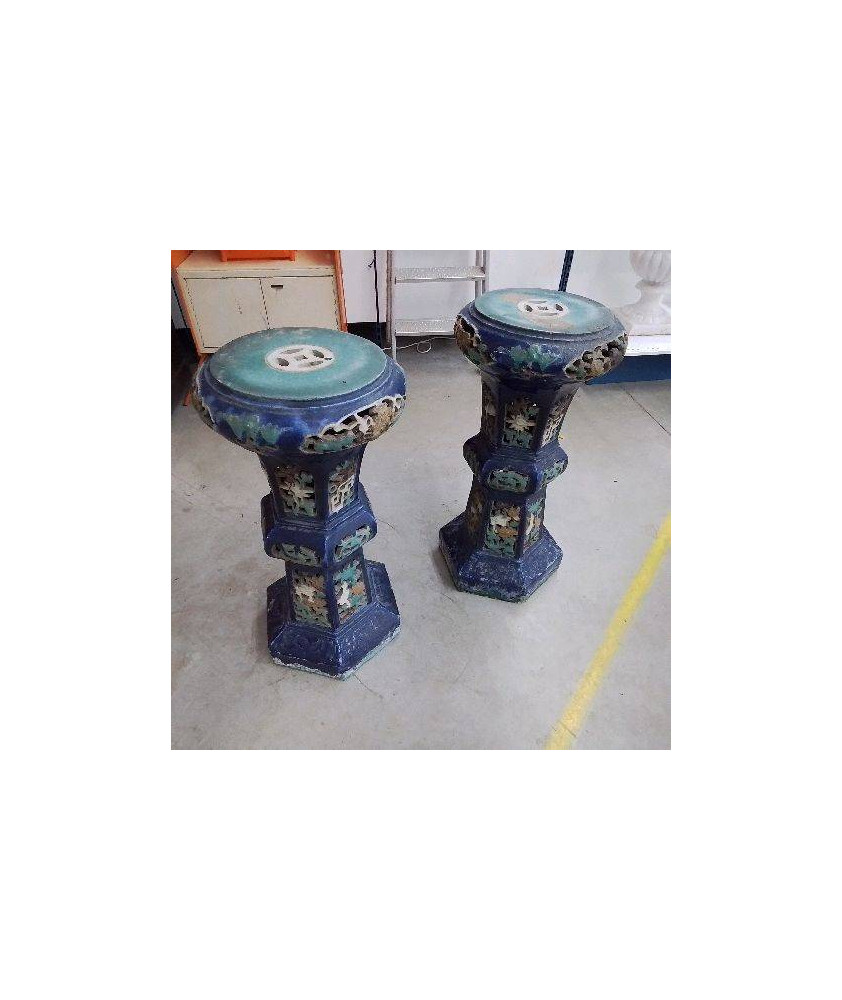 PAIRE DE SELLETTES ASIATIQUES