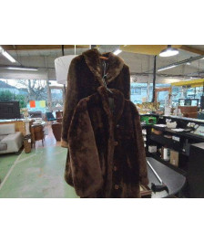 MANTEAU EN MOUTON DORÉ 