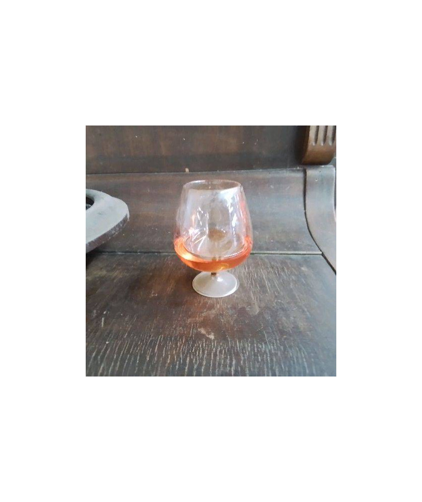 VERRE TROMPE L’OEIL