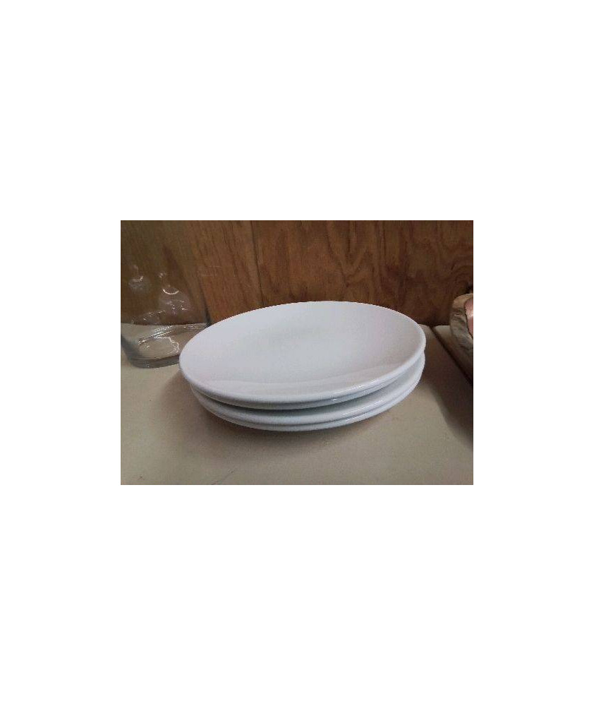 LOT DE 4 ASSIETTES BLANCHES 
