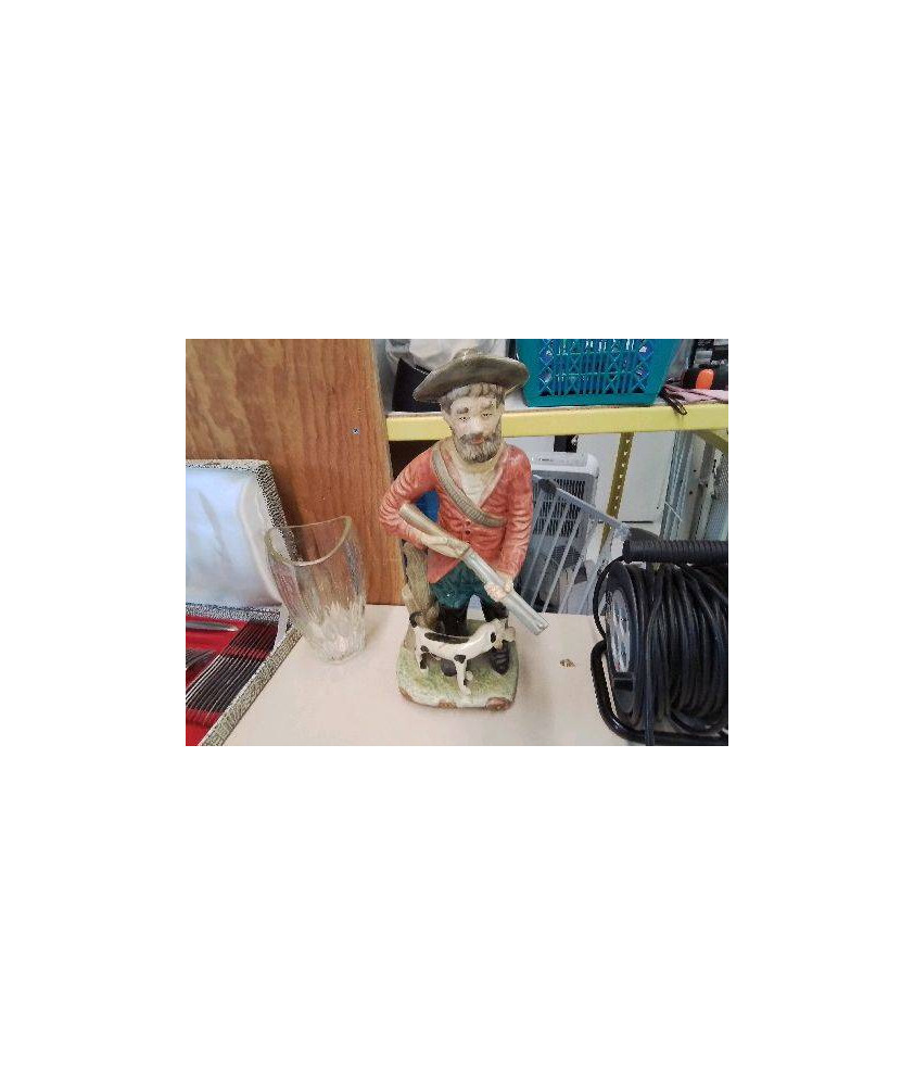 FIGURINE DE CHASSEUR