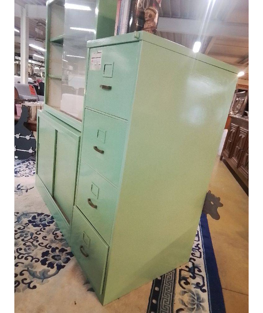 ARMOIRE A TIROIRS MÉTALLIQUE 