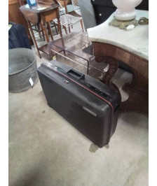 VALISE COQUE A ROULETTES RÉSINE NOIR DELSEY SANS CLÉ 