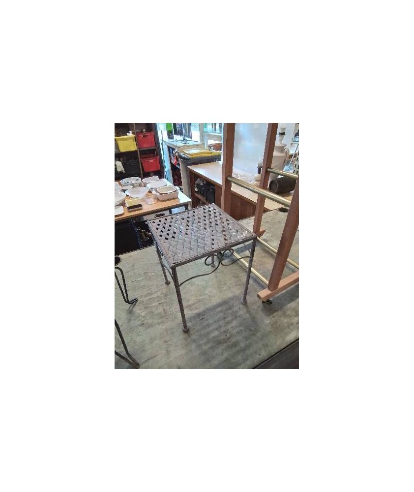 PORTE PLANTE CARRÉ MÉTAL TAUPE