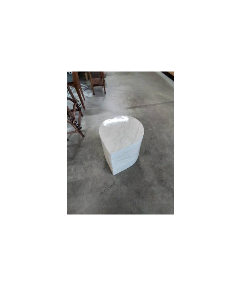 TABLE BLOOMS FIBRE DE VERRE 42X49 CM EN L\'ÉTAT 