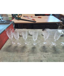 6 FLUTES A CHAMPAGNE CRISTAL TAILLÉ 