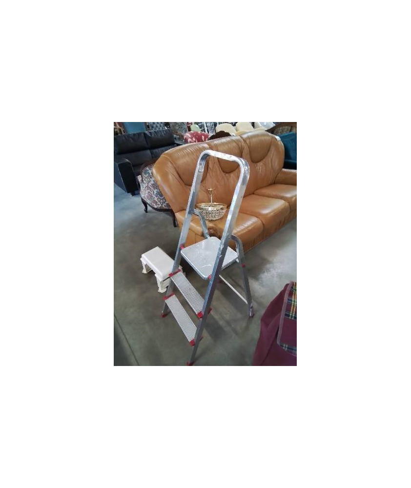 ESCABEAU ALU 3 MARCHES 