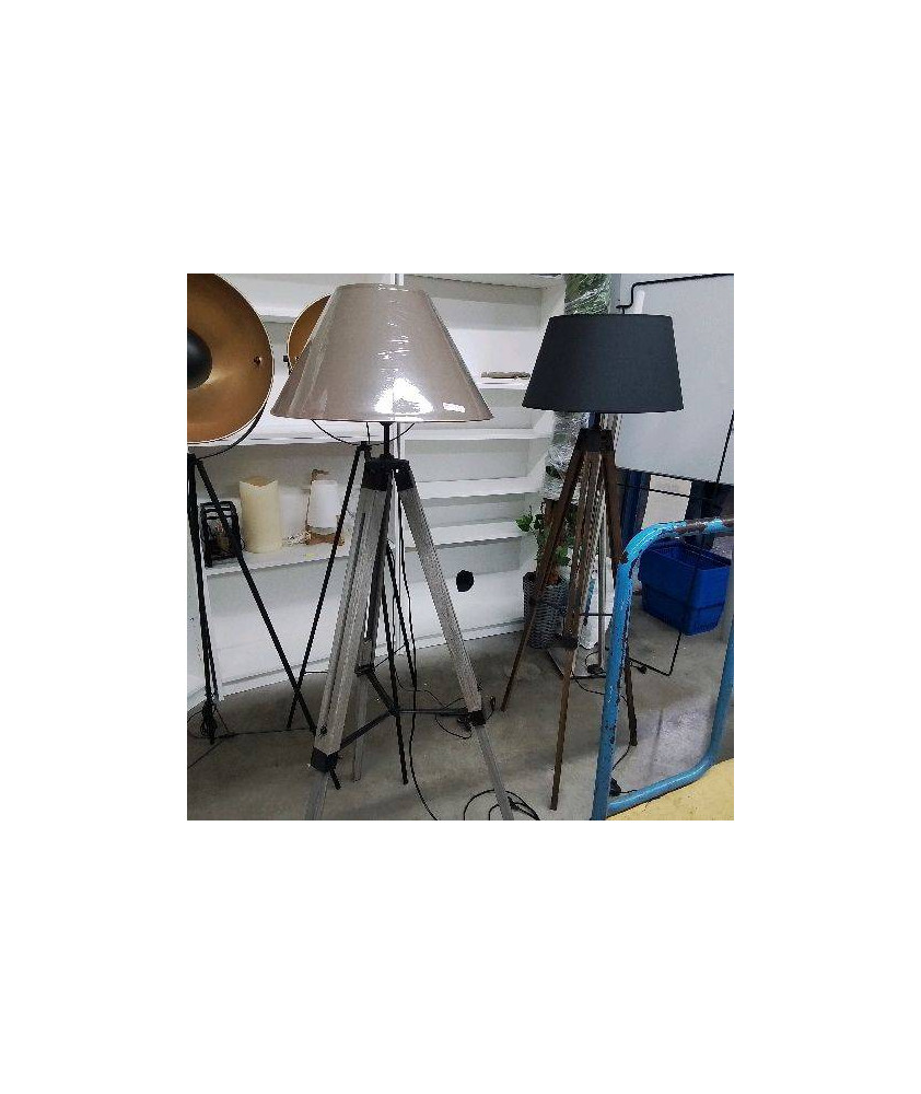 LUMINAIRE TRÉPIED 