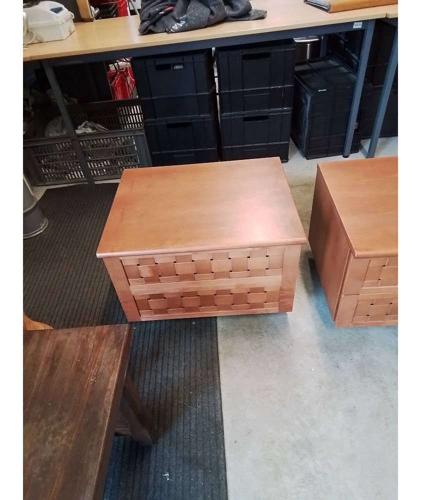 CHEVET BOIS CLAIR 2 TIROIRS TRESSÉS 