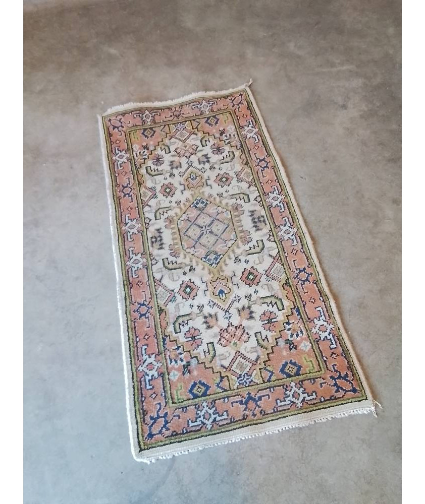 TAPIS LAINE FAIT MAIN ECRU ORANGÉ VERT 135X70CM