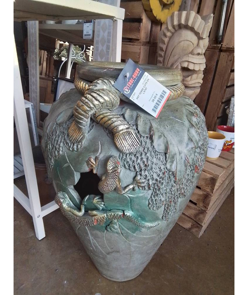 POT TERRE CUITE EN L\'ETAT