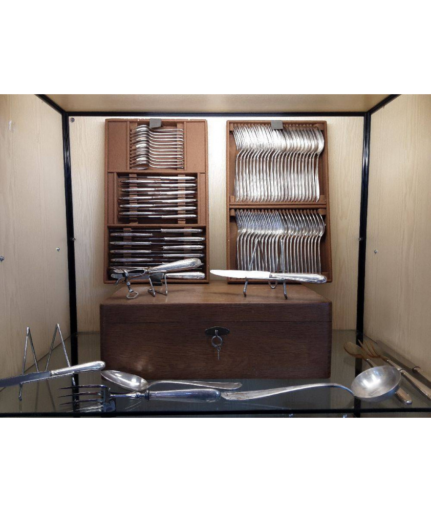 MÉNAGÈRE 92 PIÈCES MÉTAL ARGENTÉ COFFRET CHENE 