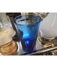 VASE EN VERRE SOUFLÉ