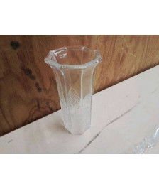  VASE EN VERRE