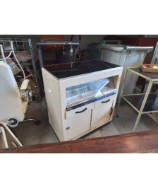 MEUBLE INDUSTRIEL DE DENTISTE