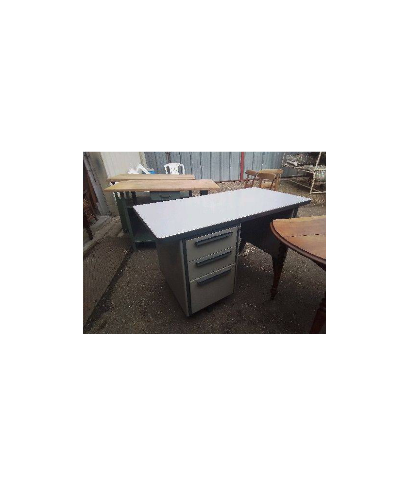 PETIT BUREAU INDUSTRIEL ANNEE 60