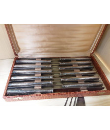 LOT 12 COUTEAUX  MÉTAL ARGENTÉ