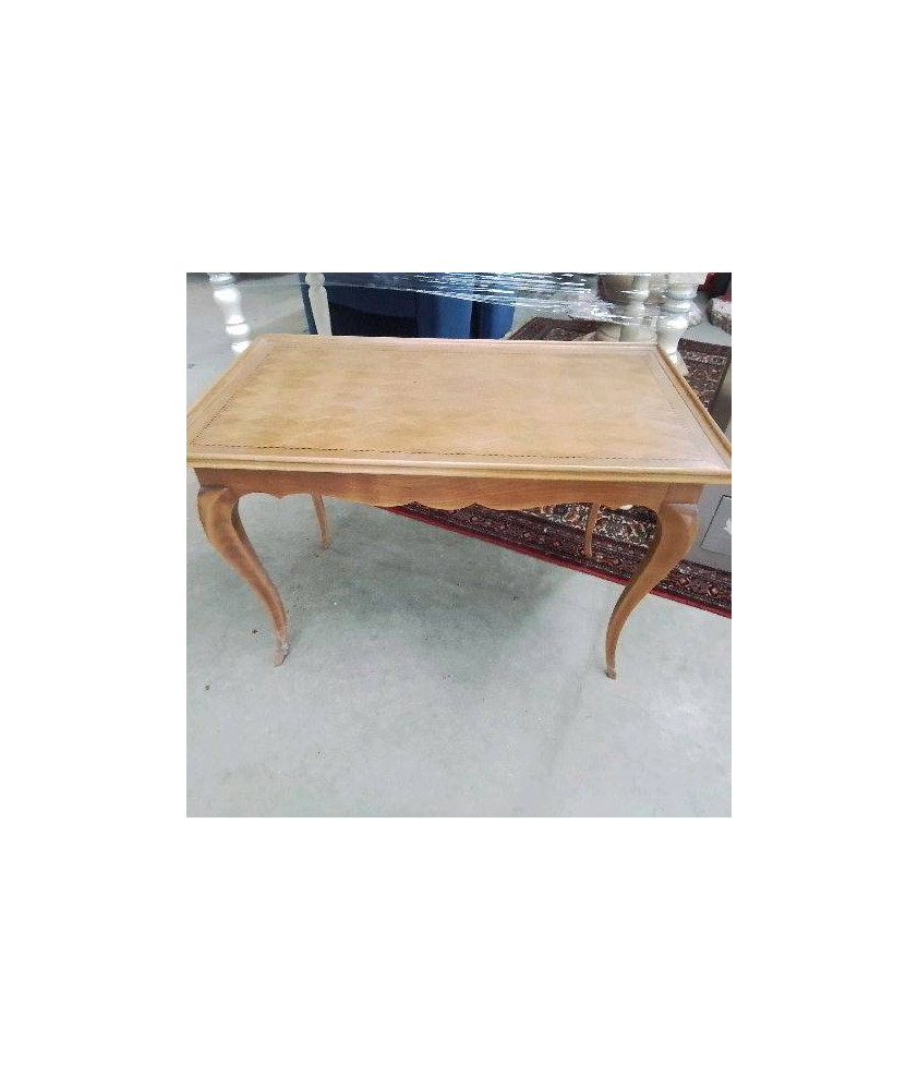 TABLE BASSE PIEDS GALBÉS