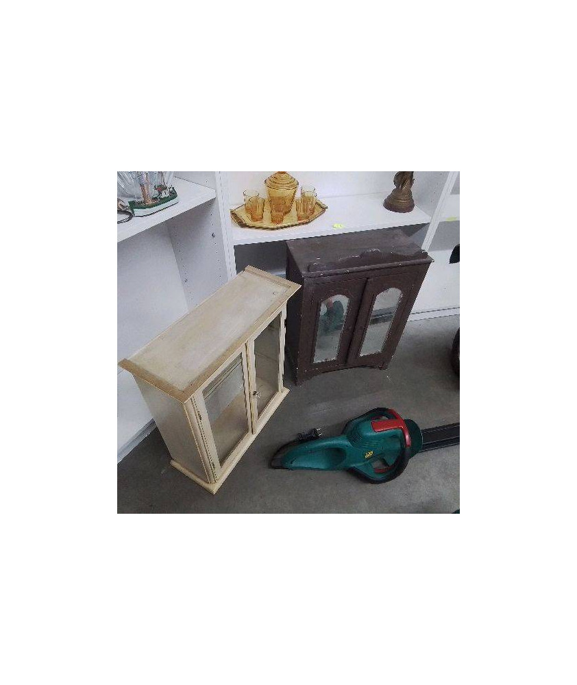 PETIT MEUBLE DE POUPEE