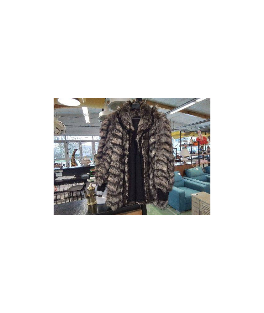 MANTEAU DE FOURRURE