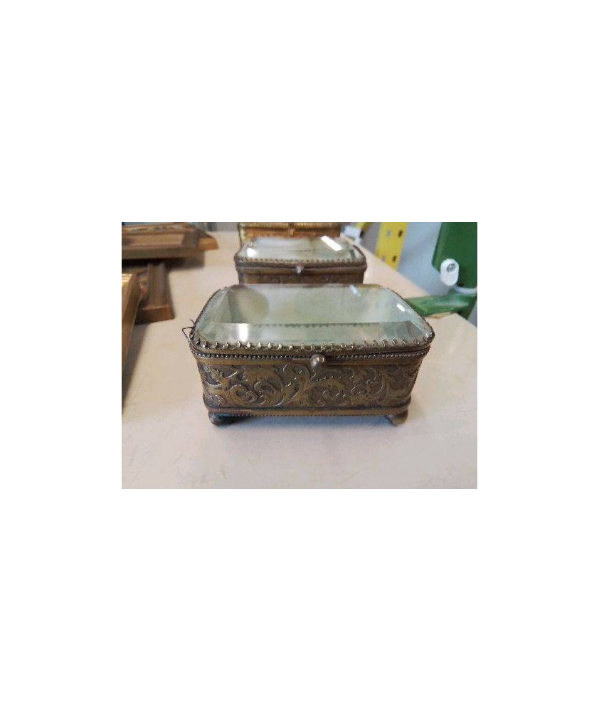 COFFRET A BIJOUX BRONZE ET CRISTAL 