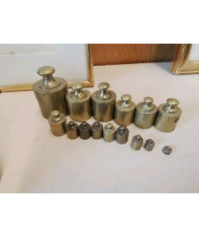 LOT DE 15 POIDS CYLINDRIQUES 