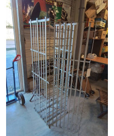 CASIER À BOUTEILLES METALLIQUE AVEC FERMETURE 1 PORTE 56 BTS