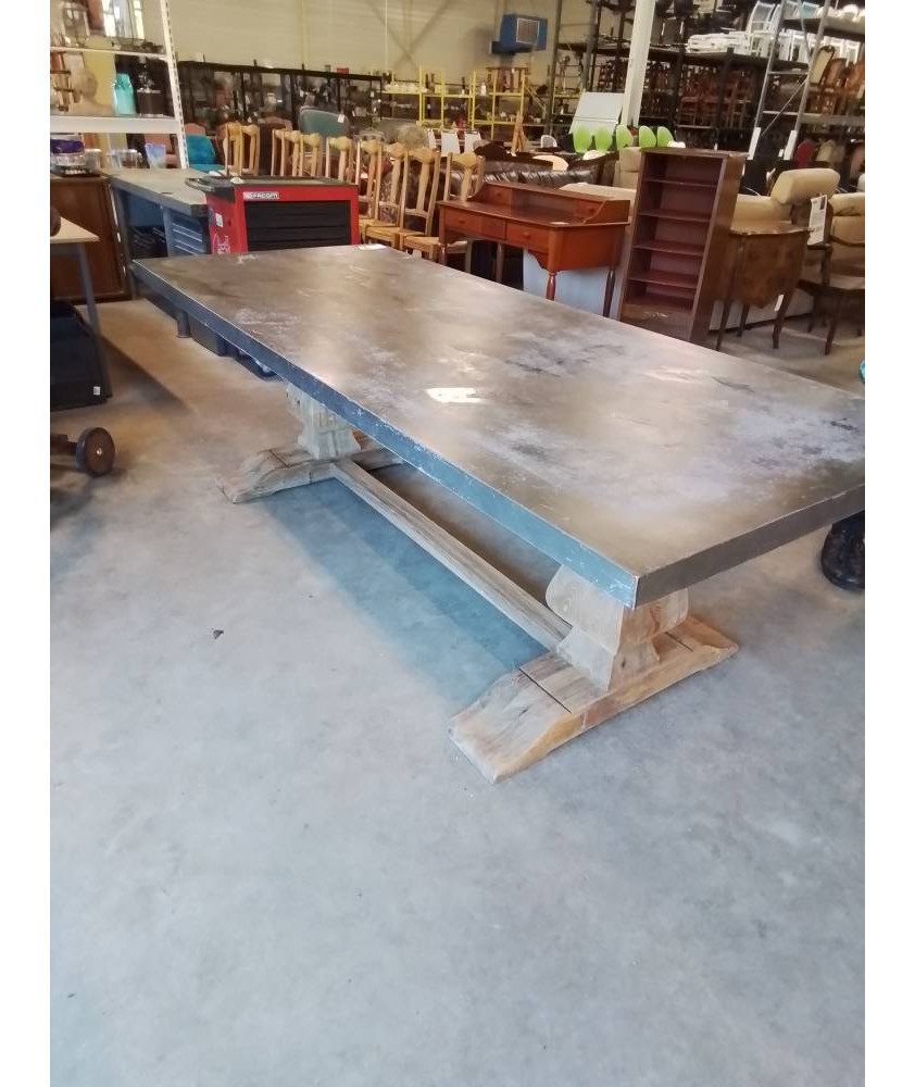 TABLE RECTANGULAIRE PIÈTEMENT BOIS NATUREL A ENTRETOISE PLATEAU GAINÉ METAL  STYLE INDUSTRIEL 245X10