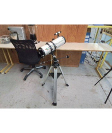 LUNETTE ASTRONOMIQUE 