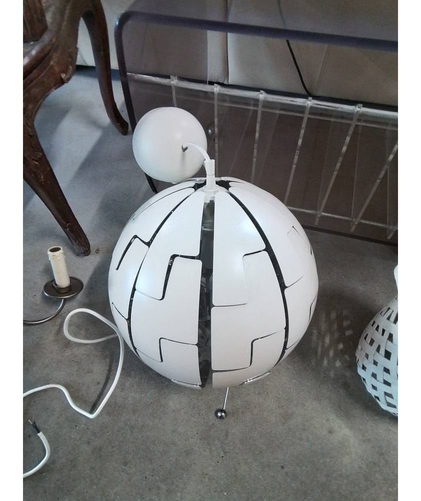 LAMPE BOULE IKEA 