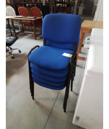 CHAISE D’ACCEUIL PIÈTEMENT MÉTAL NOIR ASSISE ET DOSSIER TISSU BLEU 