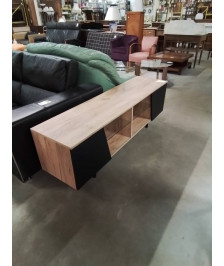 MEUBLE TV BAS BOIS CLAIR ET NOIR 2 PORTES 2 ÉTAGÈRES VERRE