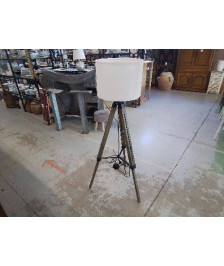 LAMPADAIRE TRÉPIED RÉGLABLE 