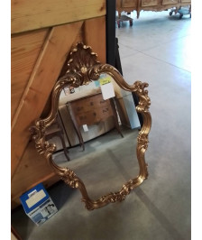 MIROIR OVALE CHANTOURNÉ DORÉ STYLE RÉGENCE